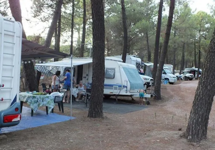 Camping Los Villares - Sierra de Córdoba 0*,
